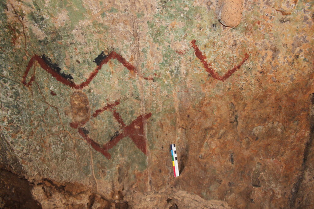 Bajo un refugio: arqueología en las cavernas de Rurópolis, en la Amazonia, Brasil