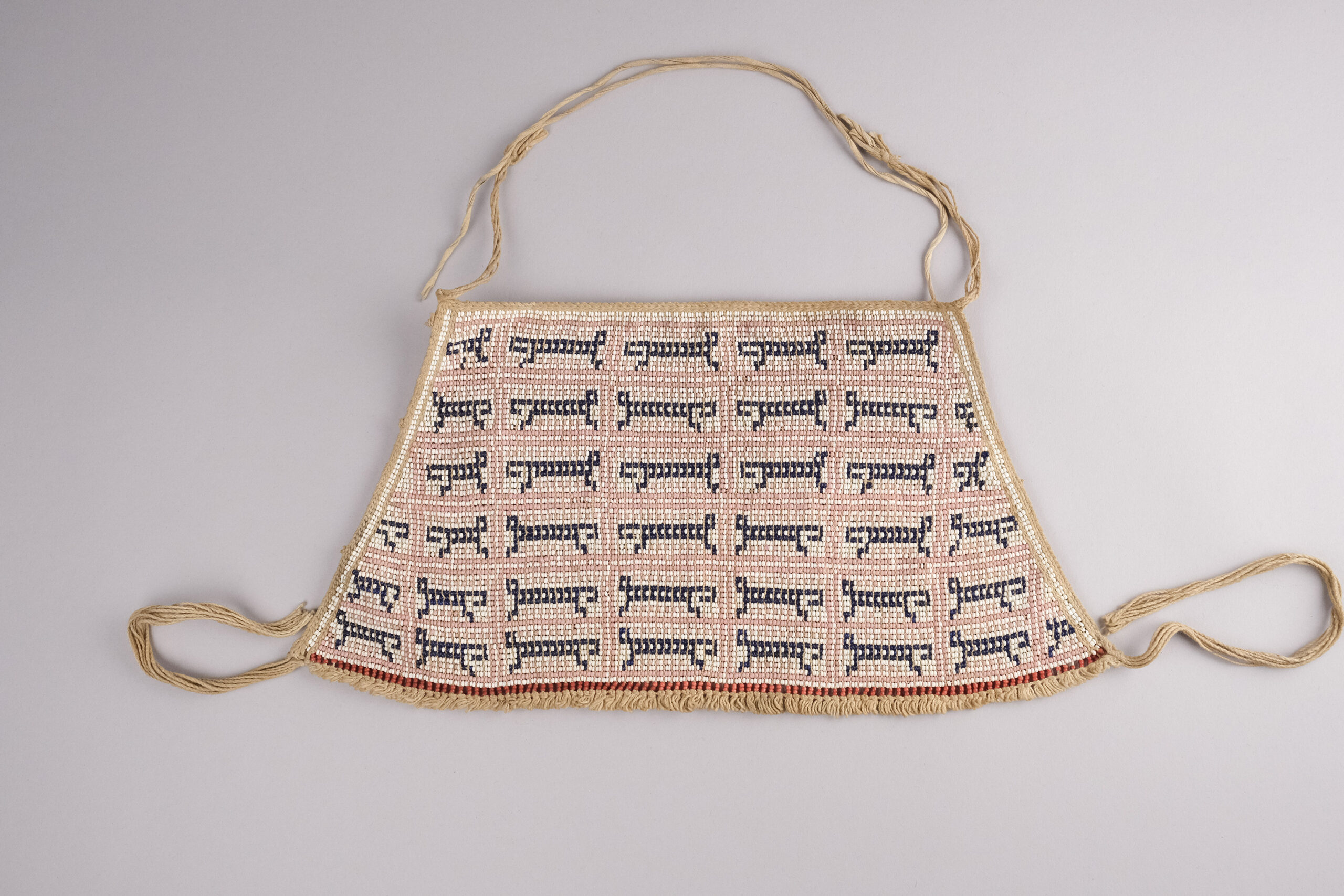 Apron with monkey figures, Am1936,0714.24